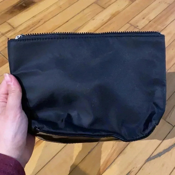 Givenchy make up case - Picture 3 of 7